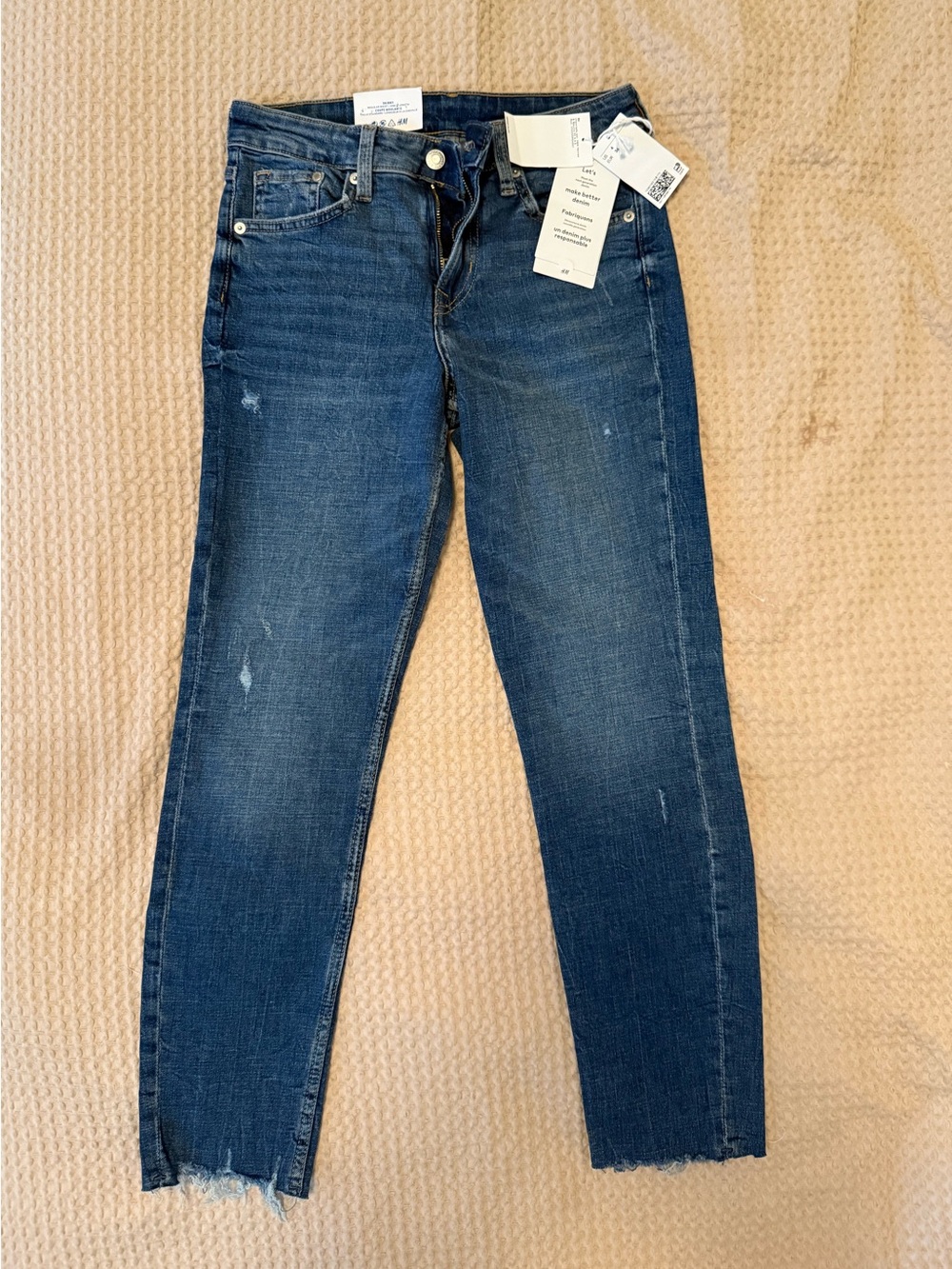 H&M US Size 4 Regular Waist Ankle Length Dark Blue Skinny Jeans with Raw Hem - Picture 3 of 3